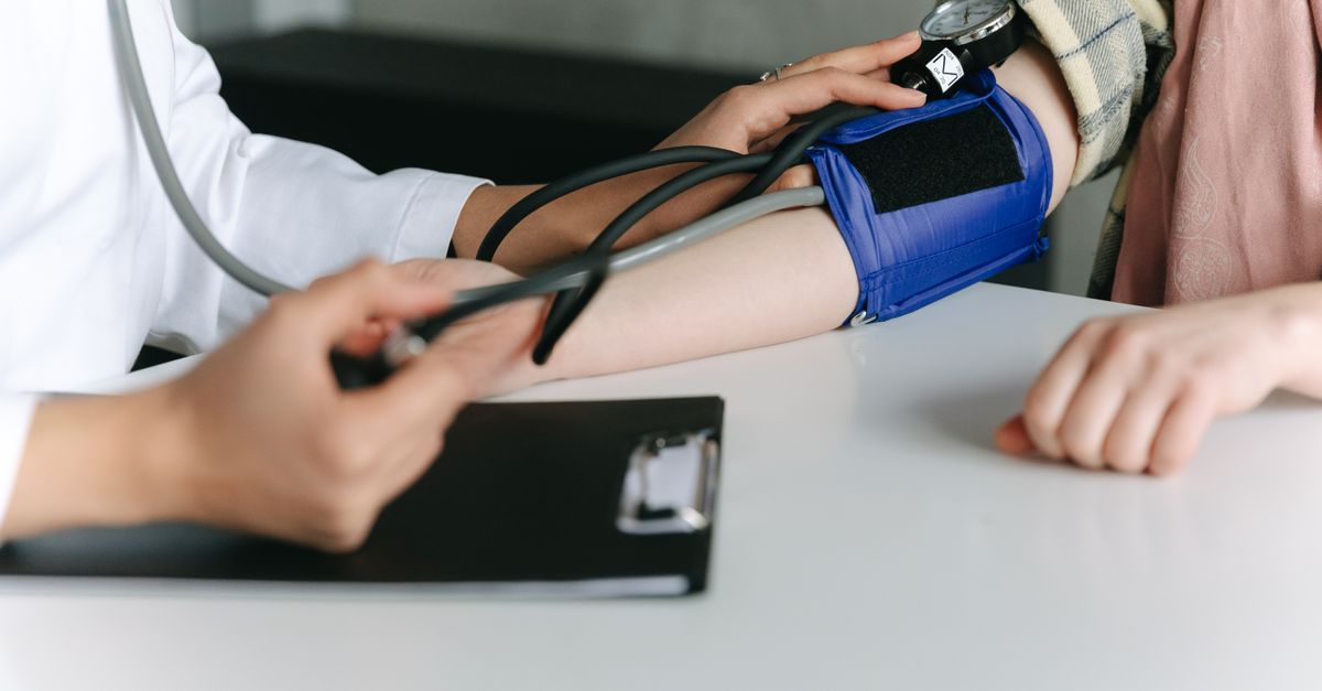 Khám sức khỏe tiền hôn nhân gồm những gì? Cẩm nang đầy đủ cho cặp đôi