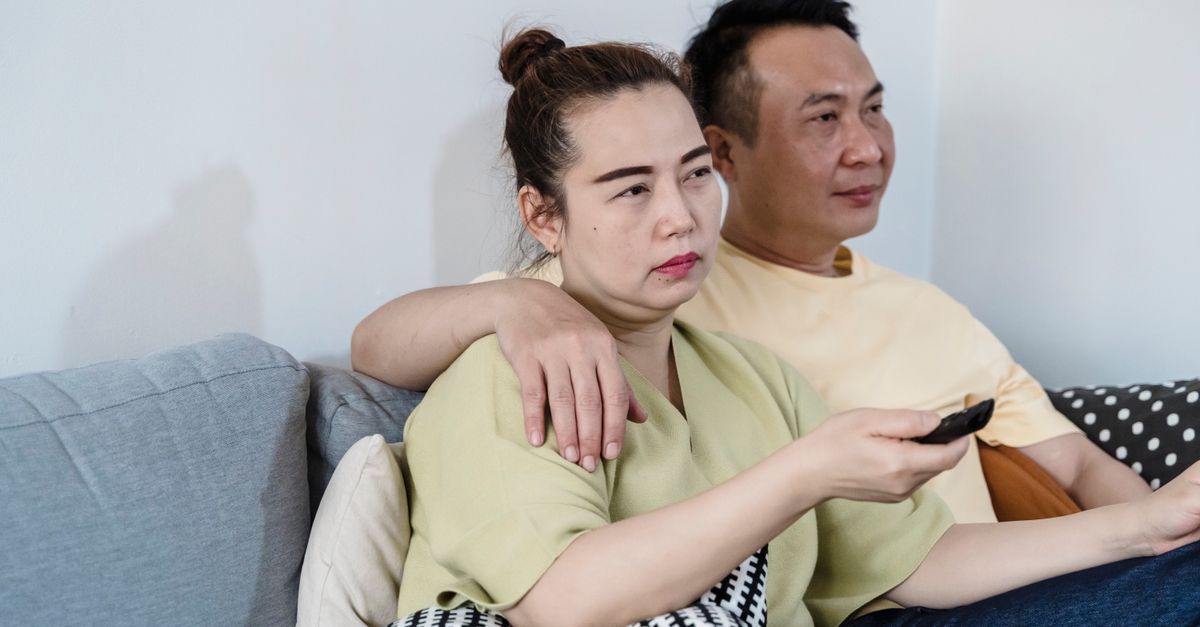 Hướng nội cưới hướng ngoại: khác biệt tính cách dung hoà thế nào?