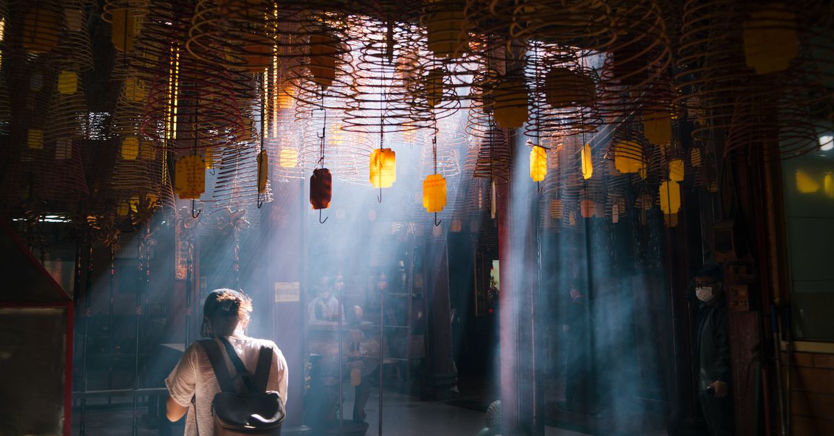 Cưới tháng 7 âm lịch (tháng Bảy) có tốt không? Nên cưới hay kiêng